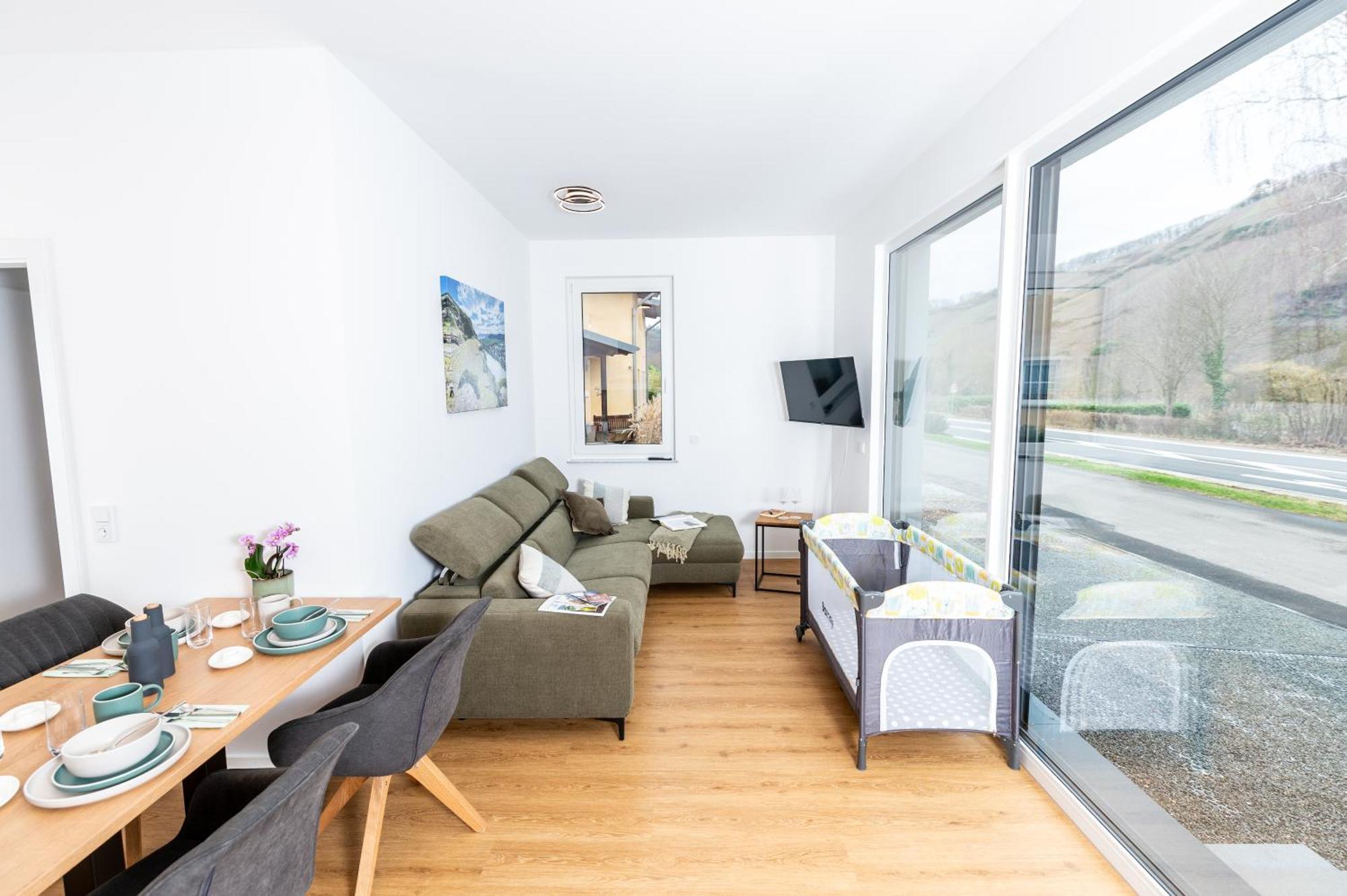 Apartment Weingut Dr Hermann I Erden エクステリア 写真